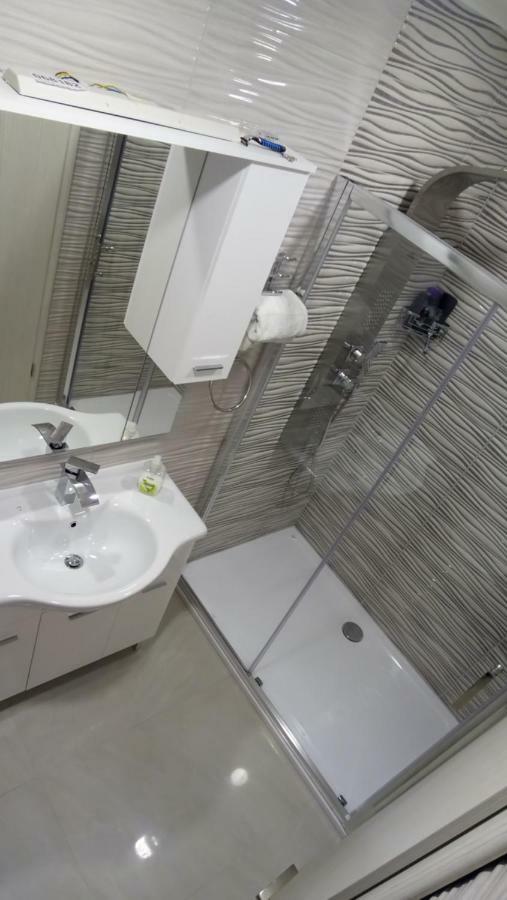 Ferienhaus Paula Apartment Podstrana Ngoại thất bức ảnh