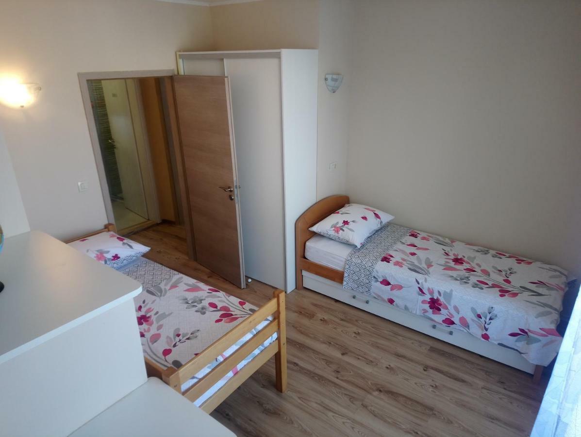 Ferienhaus Paula Apartment Podstrana Ngoại thất bức ảnh